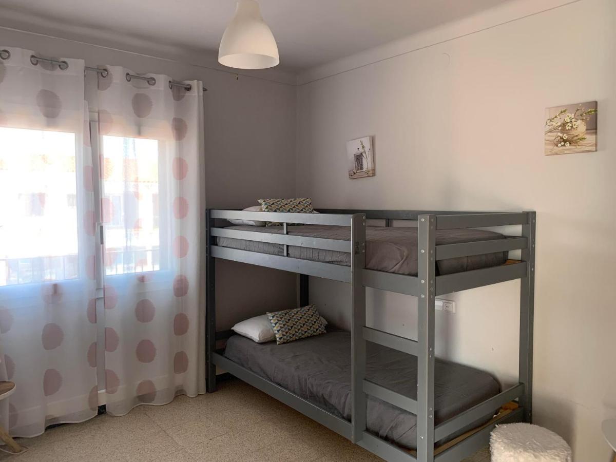 Cosy Apartment Of L'Escala Beach Екстериор снимка